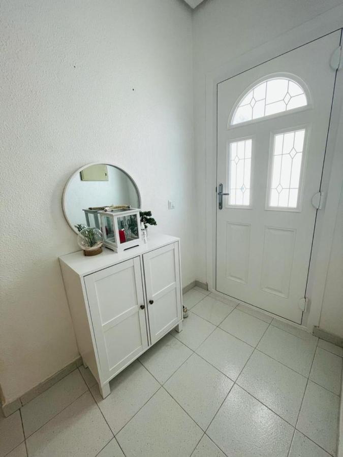 דירות רוחאלס Casa Linda מראה חיצוני תמונה